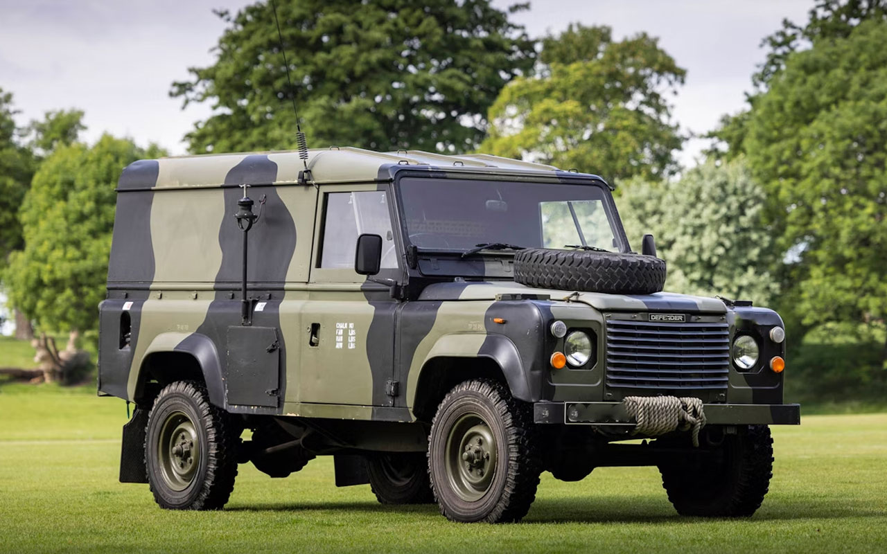 land rover defender military - AB Savunma - Askeri Yedek Parçalar
